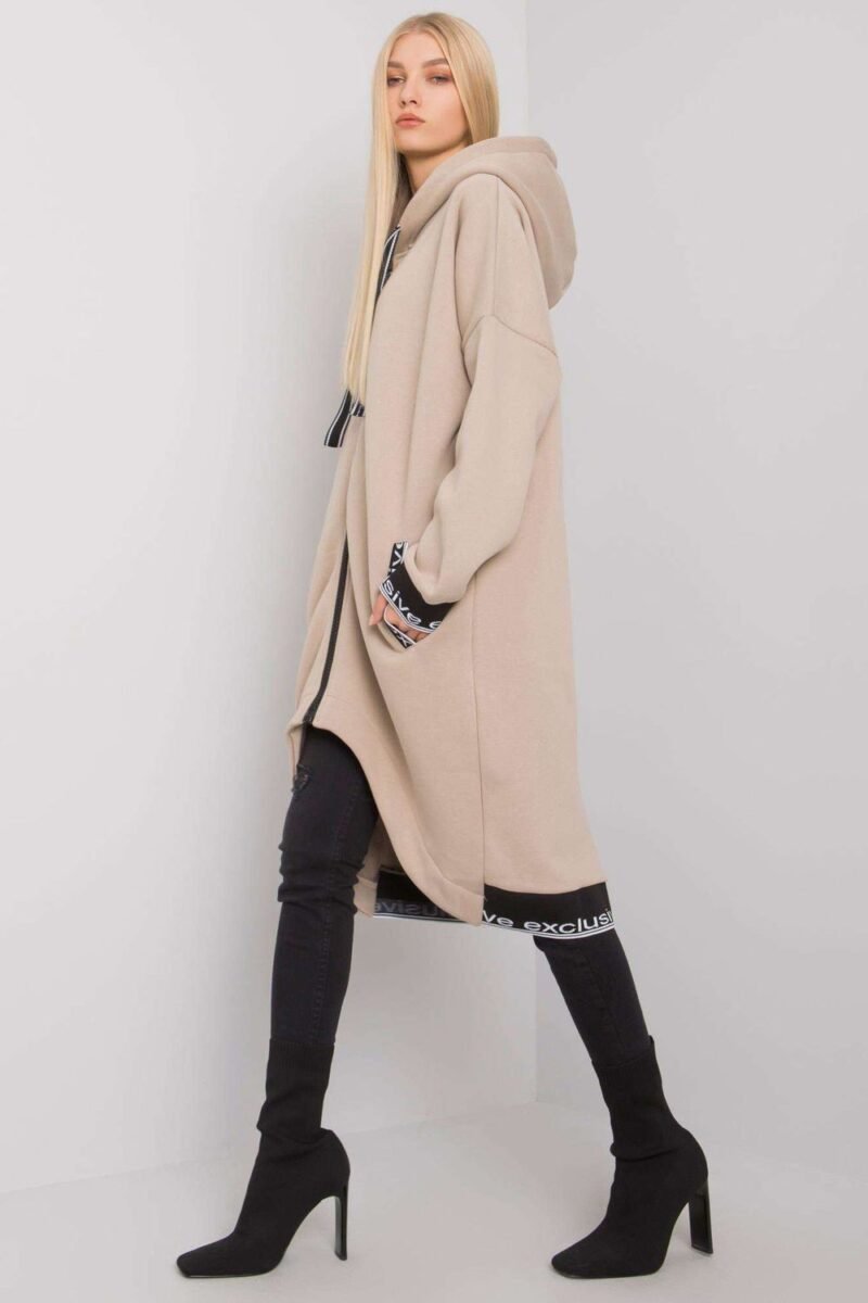 Sweatshirt model 159851 Relevance - Image 2