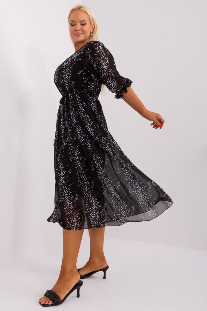 Plus size dress model 182293 Lakerta - Image 2