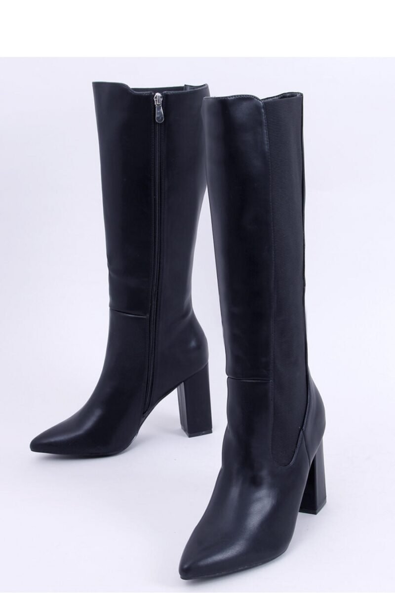 Heel boots model 172881 Inello