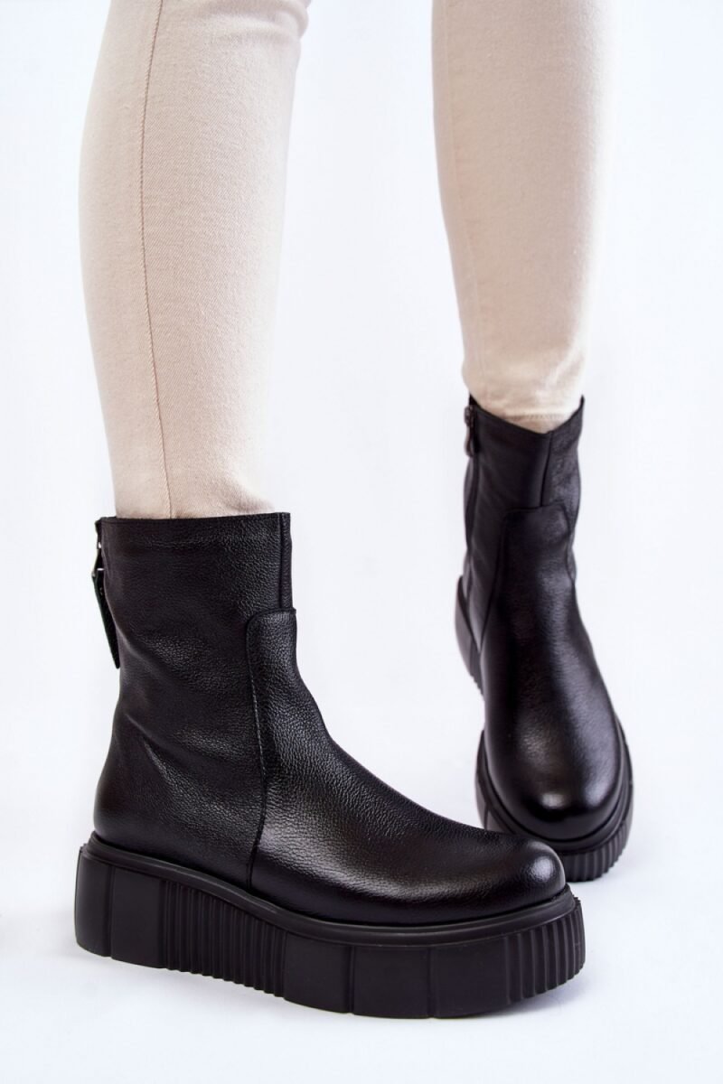 Buskin boots model 184032 Step in style