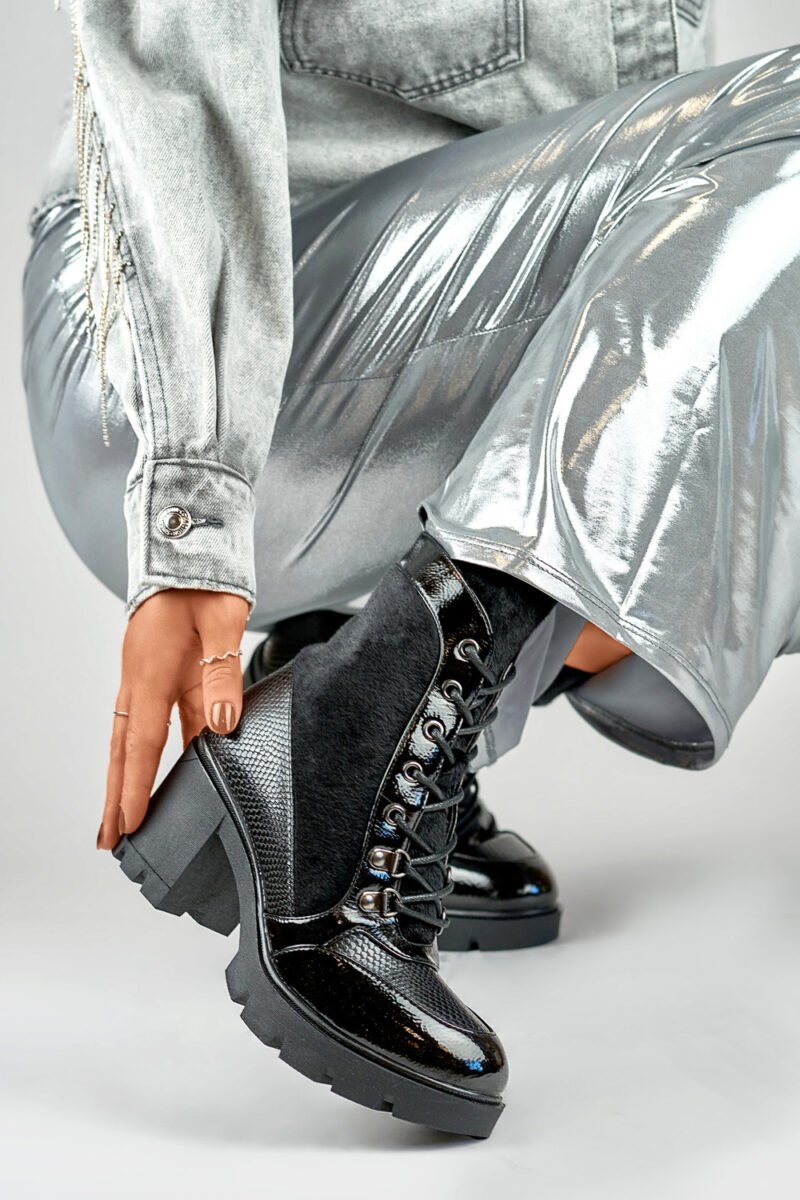 Heel boots model 184606 PRIMO