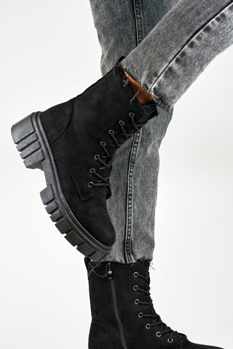Bootie model 190650 PRIMO - Image 2