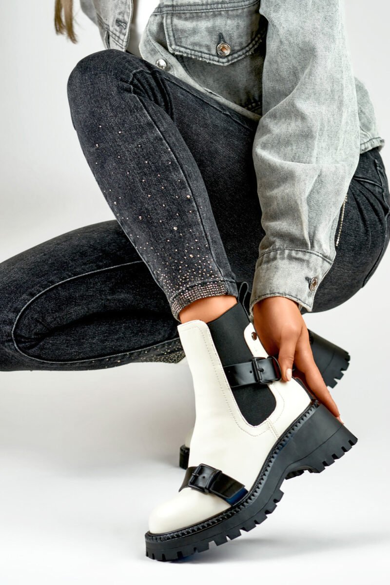 Bootie model 186444 PRIMO - Image 2
