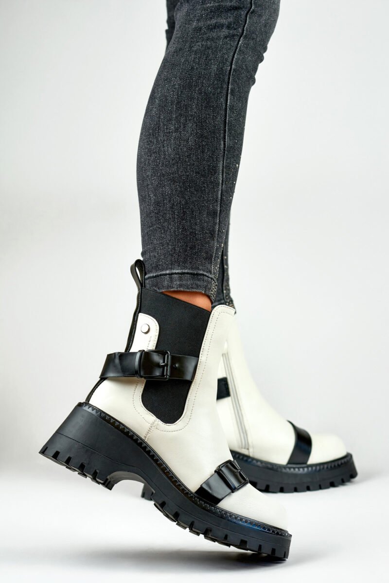 Bootie model 186444 PRIMO - Image 3