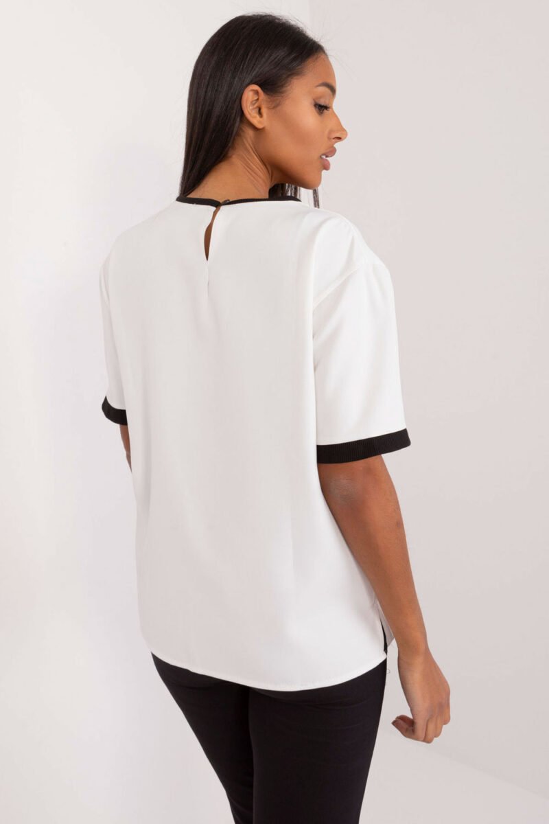 Blouse model 197053 Lakerta - Image 3