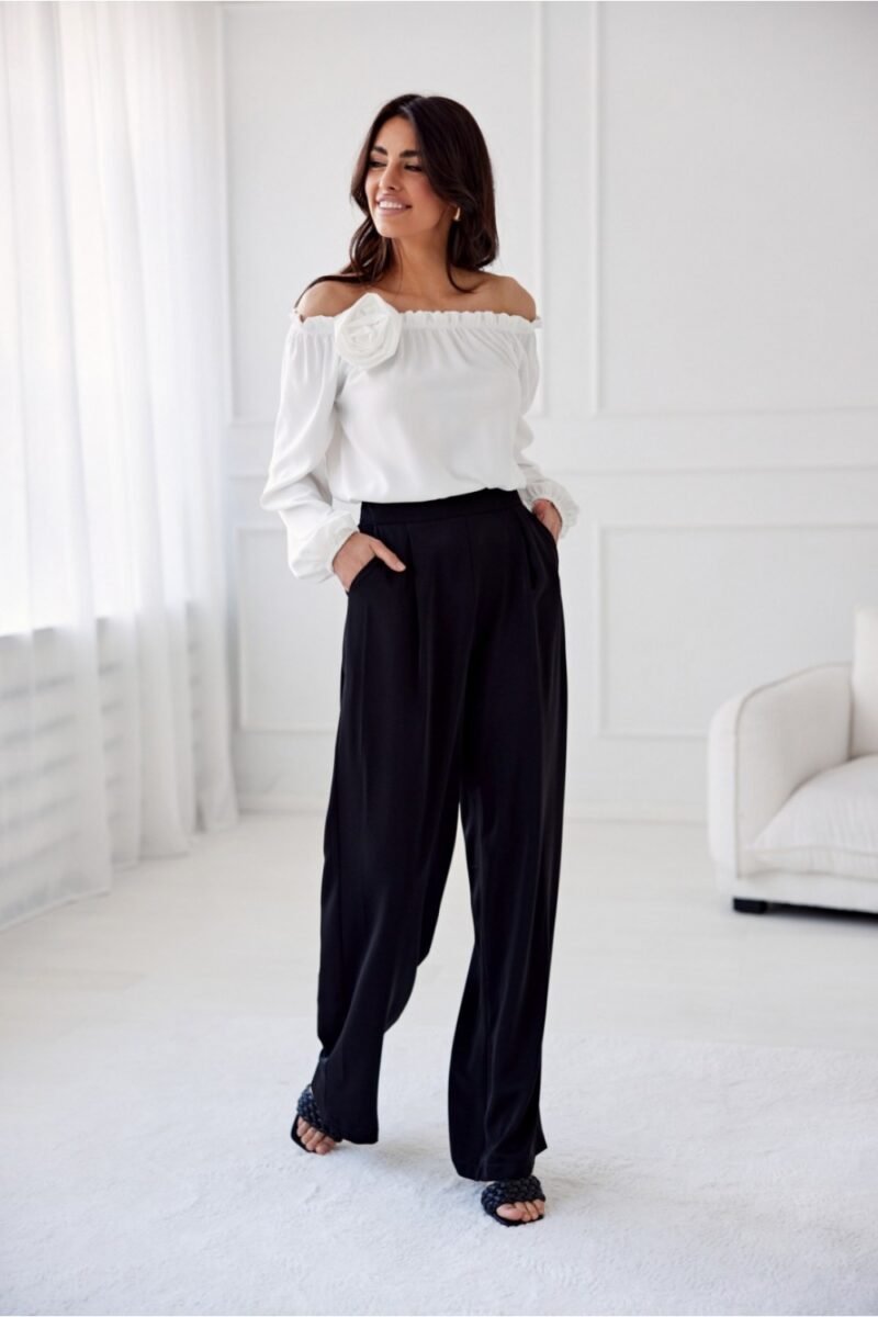 Women trousers model 194767 Roco Fashion - Image 2