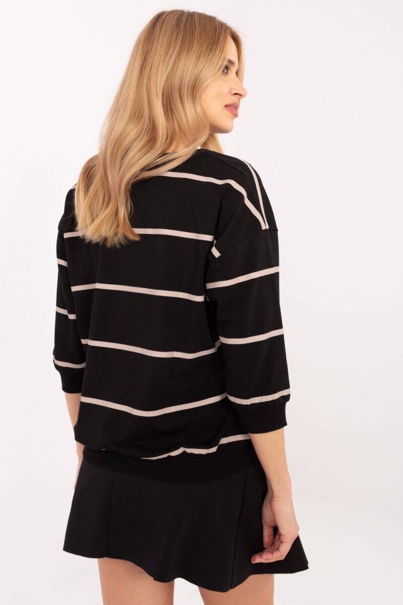 Blouse model 208217 Relevance - Image 2