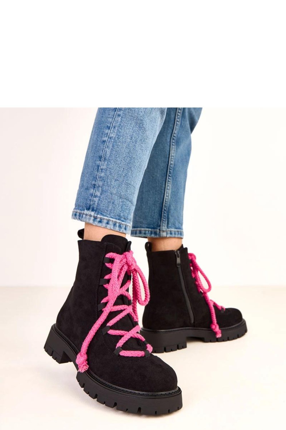 Boots model 220571 Solea - Image 4