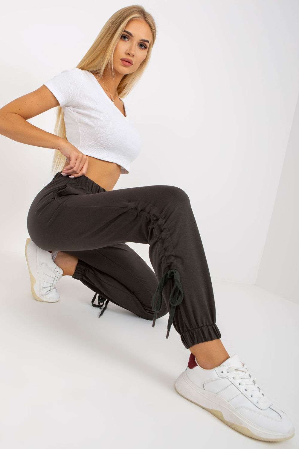 Tracksuit trousers model 167080 Relevance - Image 2